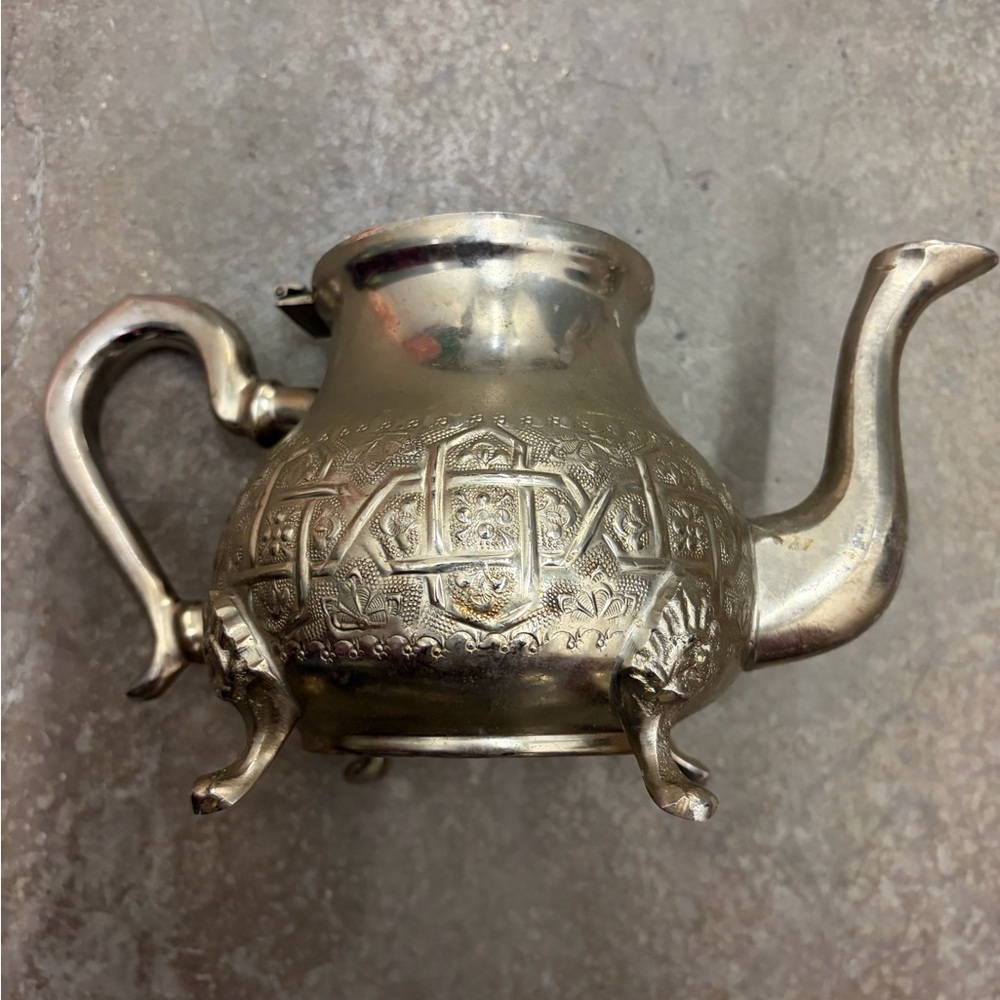 Elegant fes Silver‎ Teapot